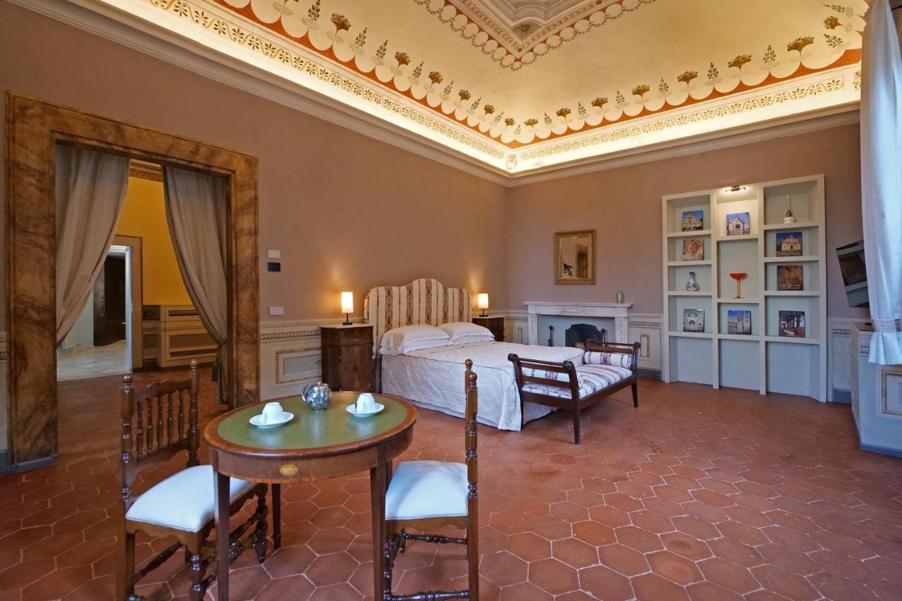 Delcorto Suites Montepulciano Stazione Eksteriør bilde